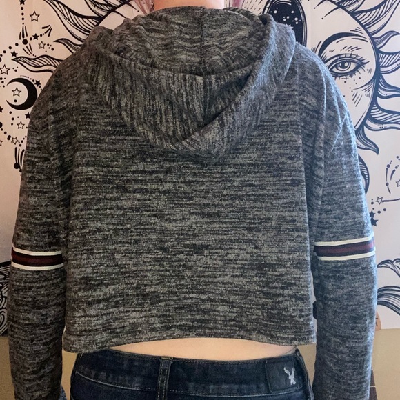 Soft Cropped Hooded Sweater - Picture 3 of 3